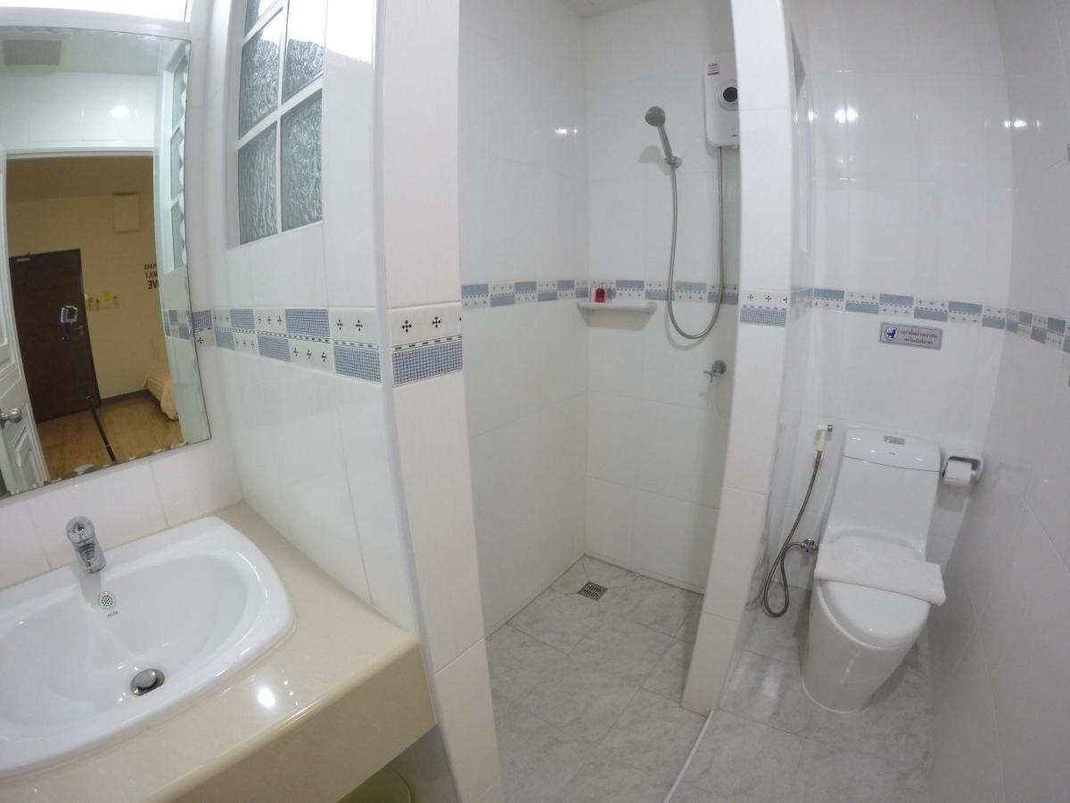 Shyne Place Phuket Eksteriør billede
